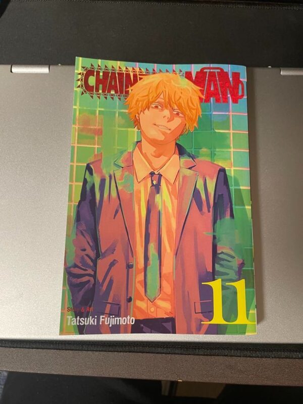 【古本】チェンソーマン　11巻　漫画　英語版